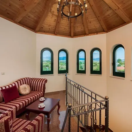 Castle Rose Villa Drniš