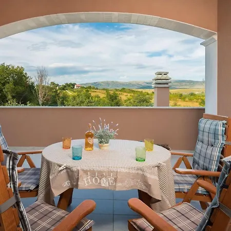 Villa Castle Rose Drnis